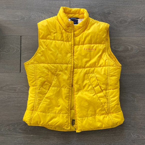 YELLOW TOMMY HILFIGER VEST 💛 - Picture 2 of 3